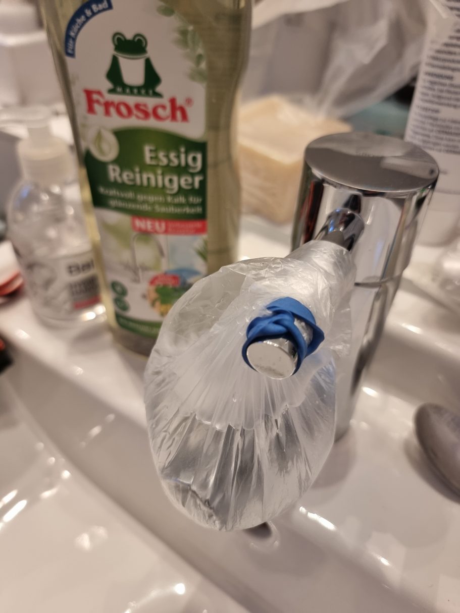 so geht Wasserhahn entkalken